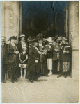 Mrs. Catt in the center. [Carrie Chapman Catt in Geneva, early 1910s.]