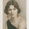 Flora Le Breton.