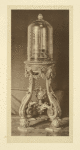 Socle pour la couronne de l'empereur Paul I, en bois doré, style Louis XVI.