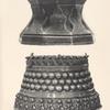 Basis eines Bronzeleuchters; Basis eines Bronzeleuchters.