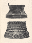 Basis eines Bronzeleuchters; Basis eines Bronzeleuchters.