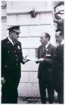 Frank Kameny delivering a letter to the White House