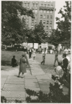 Spectators and picketers