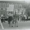 Craig Rodwell and women in picket line