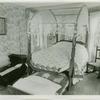 Bedroom in house in Huntington