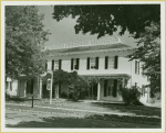 Home of the Oysterponds Historical Society. Once the home and inn of Augustur Griffin and a stage stop between Orient Point on the road to New York