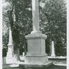 Broken mast, Oakland Cemetery, Sag Harbor