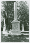 Broken mast, Oakland Cemetery, Sag Harbor