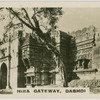 Dabhol.  Hira Gateway.