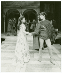 Pamela Payton-Wright and Paul Rudd in the stage production Romeo and Juliet