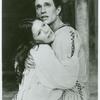 Pamela Payton-Wright and Paul Rudd in the stage production Romeo and Juliet