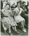 Amusements - Audiences - Two girls clapping