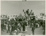 Amusements - Audiences - Magic Circle crowd