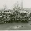 Amusements - Audiences - Listening in rain