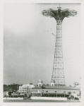 Amusements - Games and Rides - Parachute Jump - Front view
