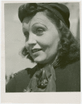 Amusements - Performers and Personalities - Actress
