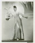 Amusements - Performers and Personalities - Lee, Gypsy Rose - In pajamas and robe