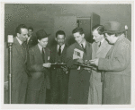 Amusements - Performers and Personalities - Musicians - Musicians with clipboards