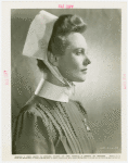 Amusements - Performers and Personalities - Musicians - Neagle, Anna - In dress with white collar