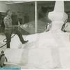 Amusements - Shows and Attractions - Man spraying water in Penguin Island