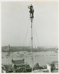 Amusements - Shows and Attractions - Aerial Acts and Airshows - Fox, Betty and Benny - Sky dancing