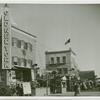 Amusements - Villages - Old New York - Outside of Old New York