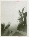 Amusements - Villages - Sun Valley - Kathleen Williams with skis on roof