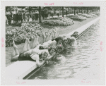 Amusements - Villages - Sun Valley - Girls splashing with water