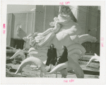 Art - Sculpture - Europa (Gleb Derujinsky) - Girls in front of Europa