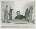 Art - Sculpture - Four Freedoms (Leo Friedlander) - Leo Friedlander with Four Freedoms models