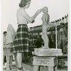 Art Students League - Girl sculpts female model