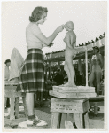 Art Students League - Girl sculpts female model