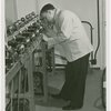 Belgium Participation - Diamond Cutting Exhibit - Examining stone