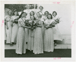 Borden - Women in costume