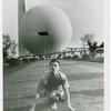 China Participation - Entertainers - Man spinning plate on pole