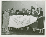 Contests - America through the Needle's Eye - Judges with prizewinning quilt