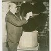 Max Fluegelman with world's largest top hat