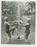 Fairgrounds - Fountains - Women in fountain