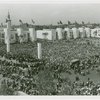 Fairgrounds - Visitors - Crowd at Hall of Nations