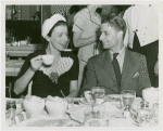 Fairgrounds - Visitors - Man and woman drinking coffee