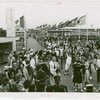 Fairgrounds - Visitors - Crowd on subway ramp