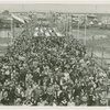 Fairgrounds - Visitors - Crowd on subway ramp