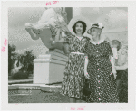 Fairgrounds - Visitors - Elderly - 95-year-old woman and friend