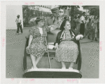 Fairgrounds - Visitors - Elderly - 95-year-old woman and niece