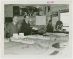 Federal (United States Government) Exhibit - Officials look at models