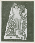 Florida Participation - Girl with doughnuts and trophy
