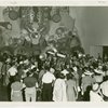 Ford - Crowd at exhibit