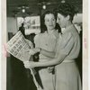 France Participation - Cigarette girls reading newspaper announcing war