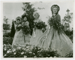 Gardens on Parade - Winners of amateur modeling contest with bouquets