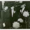 Gardens on Parade - Jane Todd, Pearl Bridgun and Harriet Barnes Pratt with dahlia blooms